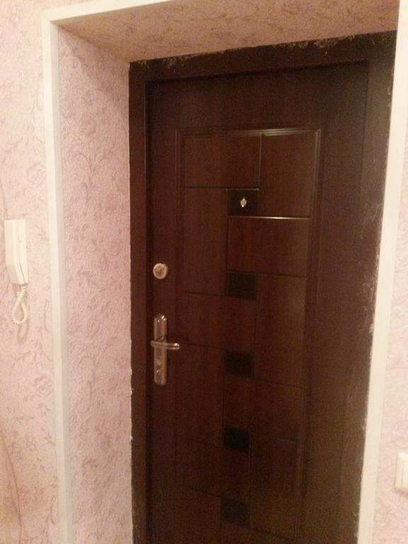 Apartment Na Oktyabrskoi Мурманск Екстериор снимка